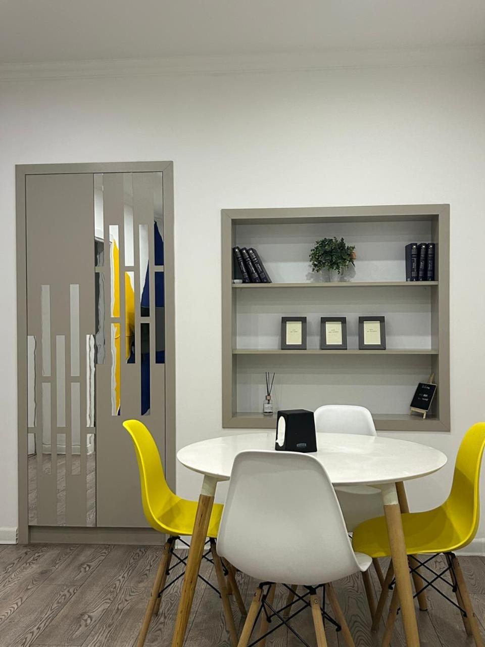 Art Apart 129 Erivan Exterior foto